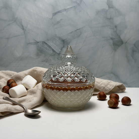 Marshmallow Brûlée – Hochwertige Duftkerze im runden Kristallglas mit Deckel
